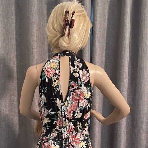 "Xhilaration” Dress - Picture 5 of 5